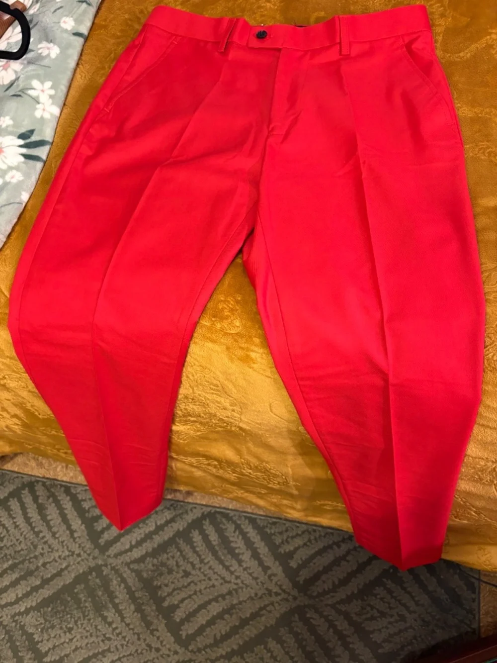 Mi Bo Tong Suit
